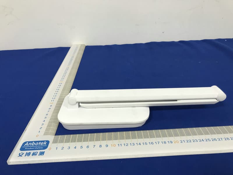LED table lamp - FCC ID 2AVD7-6984 - Guangdong Guangyang Electric Co., Ltd. (2)