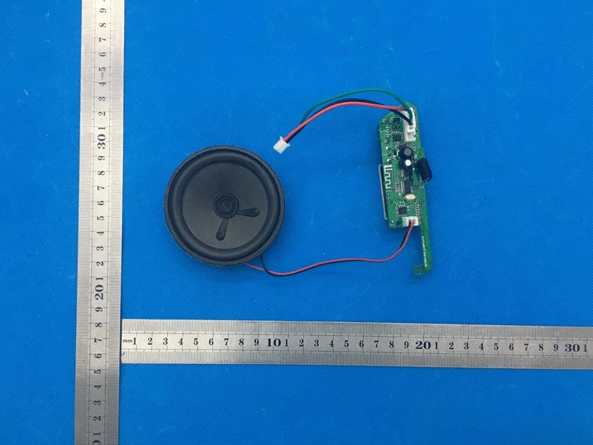 Wireless Bluetooth Cabinet - FCC ID 2AVDK-HLJJ-MP3-V10 - JiaXing HengLe Electronic Technology Co., Ltd. (2)