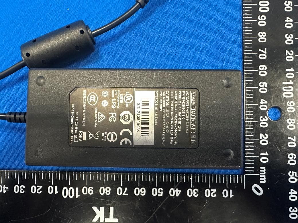 Monitor - FCC ID 2AVEACE-P1013-7001 - VITA ELECTRONICS CO LTD (4)