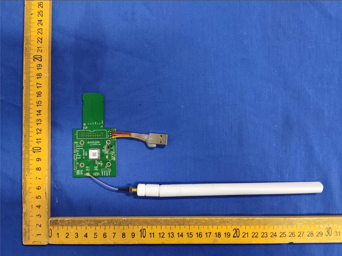 802.11a/b/g/n/ac/ax 287Mbps WLAN +BT V5.4 SDIO/USB Module - FCC ID 2AVEDFRX-M8800DS1A - Shenzhen Feng Rui Xiang Intelligent Technology Co., Ltd. (3)