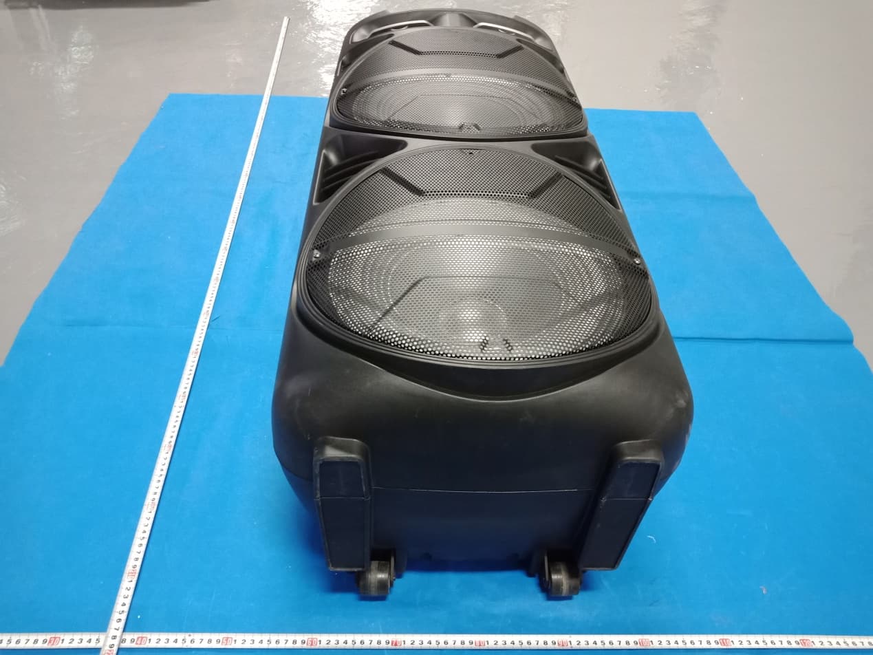 Portable battery speaker box - FCC ID 2AVF2-PABT6020 - GUANGZHOU TEMEISHENG ELECTRONICS CO., LTD. (3)