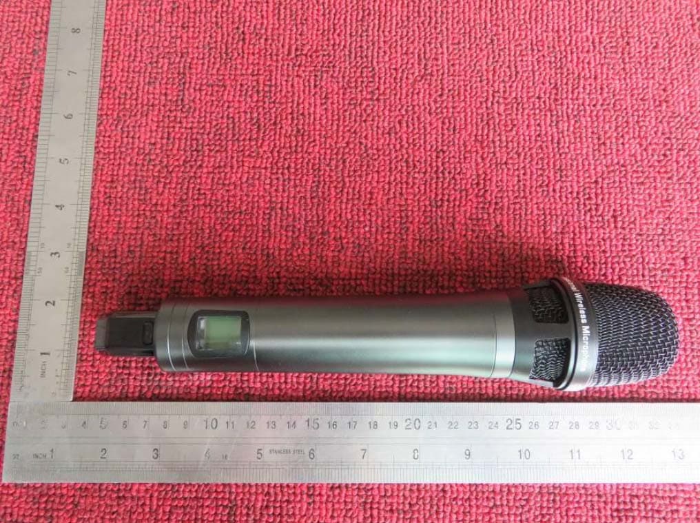 Handheld Mic - FCC ID 2AVF8-U-3000 - Party House Entertainment IIc.