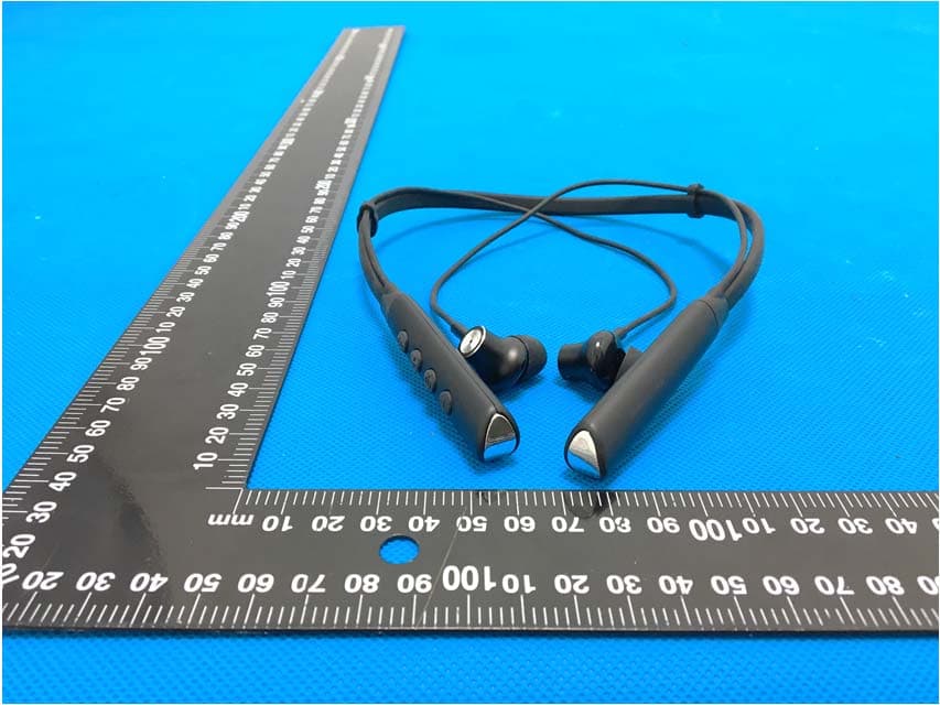 HTC True Wireless Headset Basic - FCC ID 2AVFE-HTCHS01 - Water World International Industrial Limited (5)