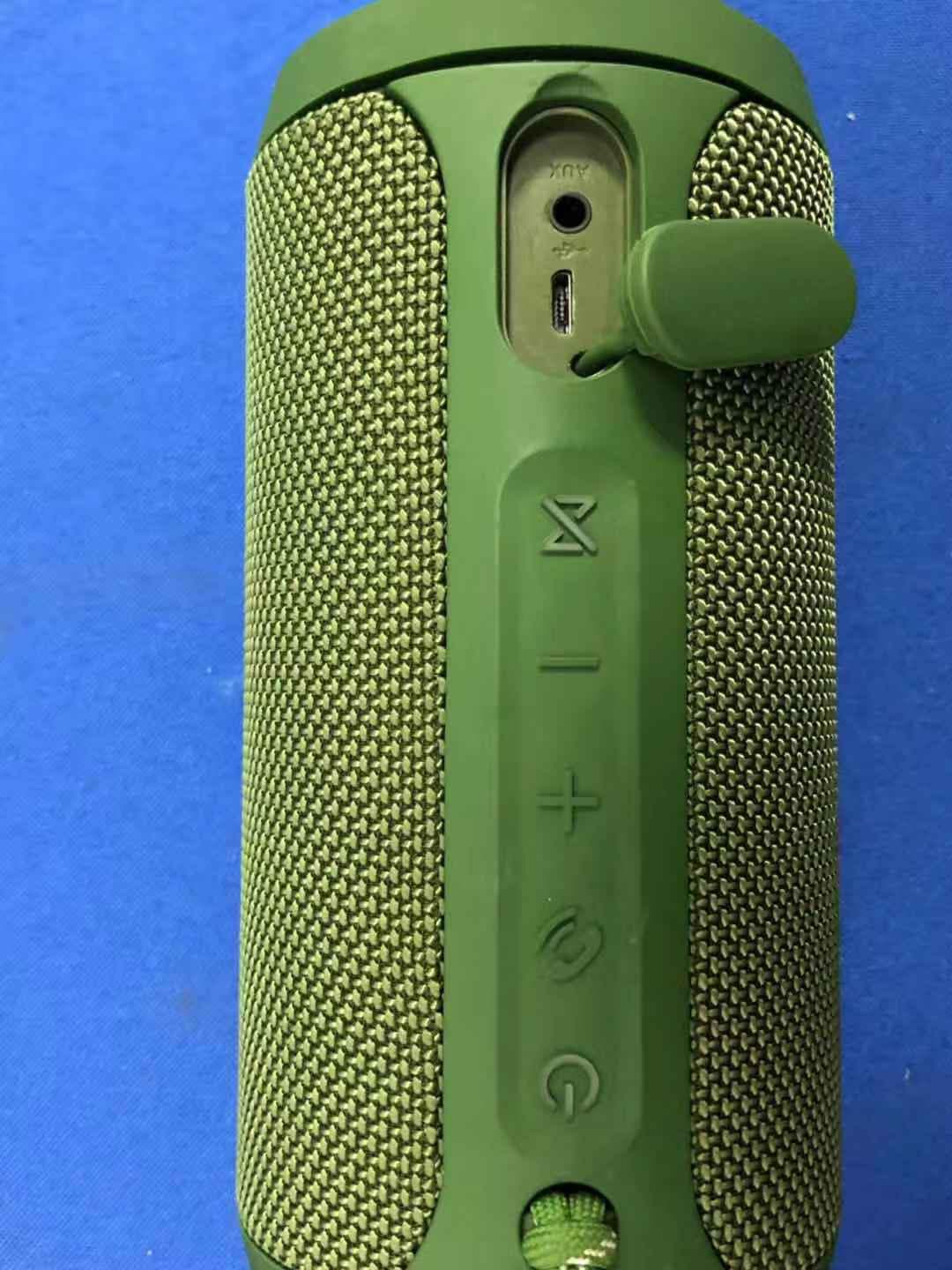 Multi-function Portable Bluetooth Speaker - FCC ID 2AVFK-M6PRO - Shenzhen Zhiqi Technology Co. LTD