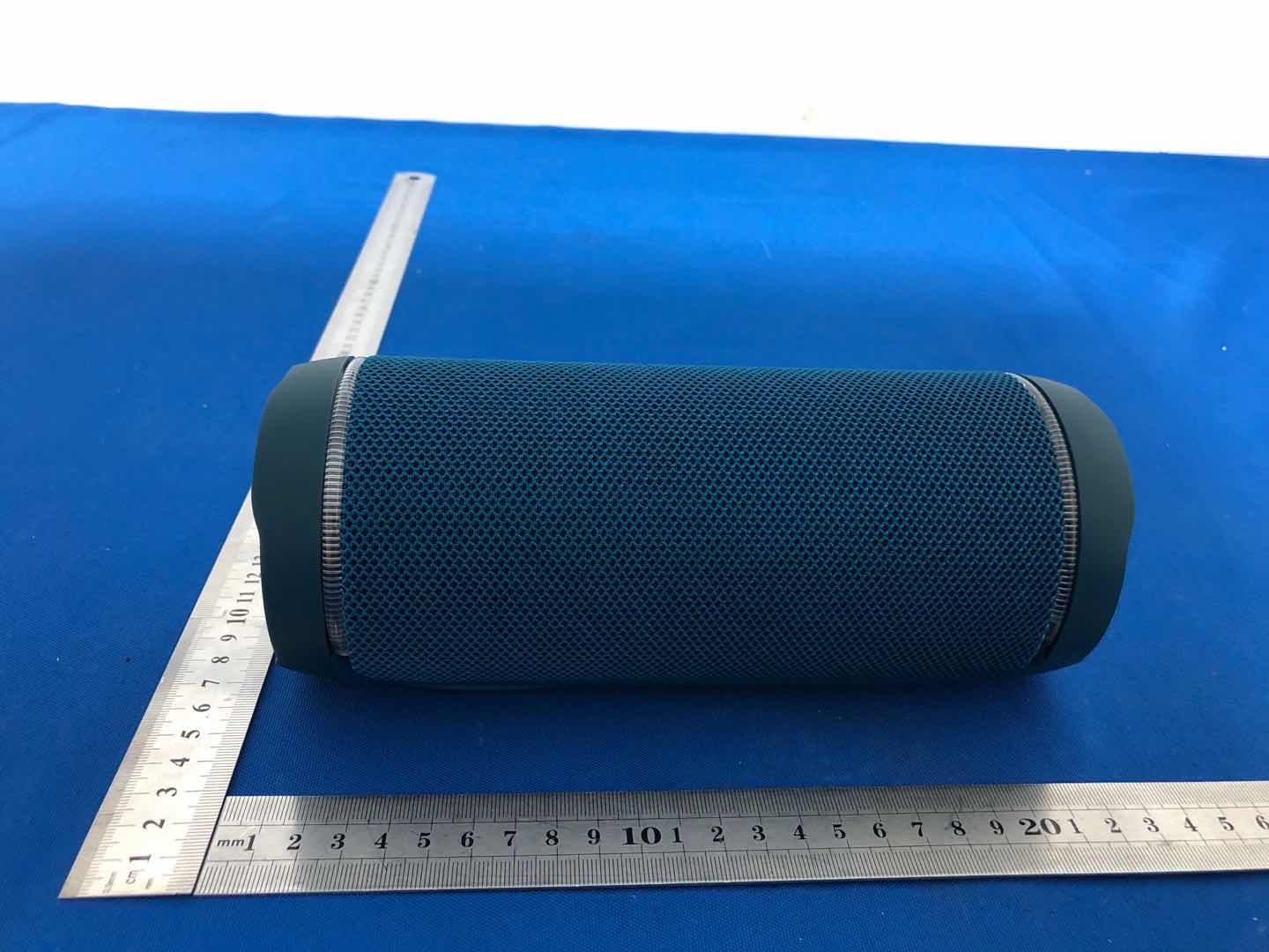 Bluetooth Speaker with LED lights - FCC ID 2AVFK-M8 - Shenzhen Zhiqi Technology Co. LTD (2)