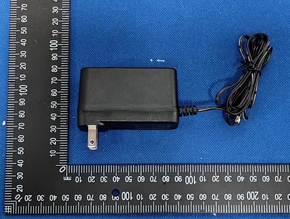 LTE Indoor CPE - FCC ID 2AVFNLCE4121M - Leax Arkivator Telecom USA Inc.