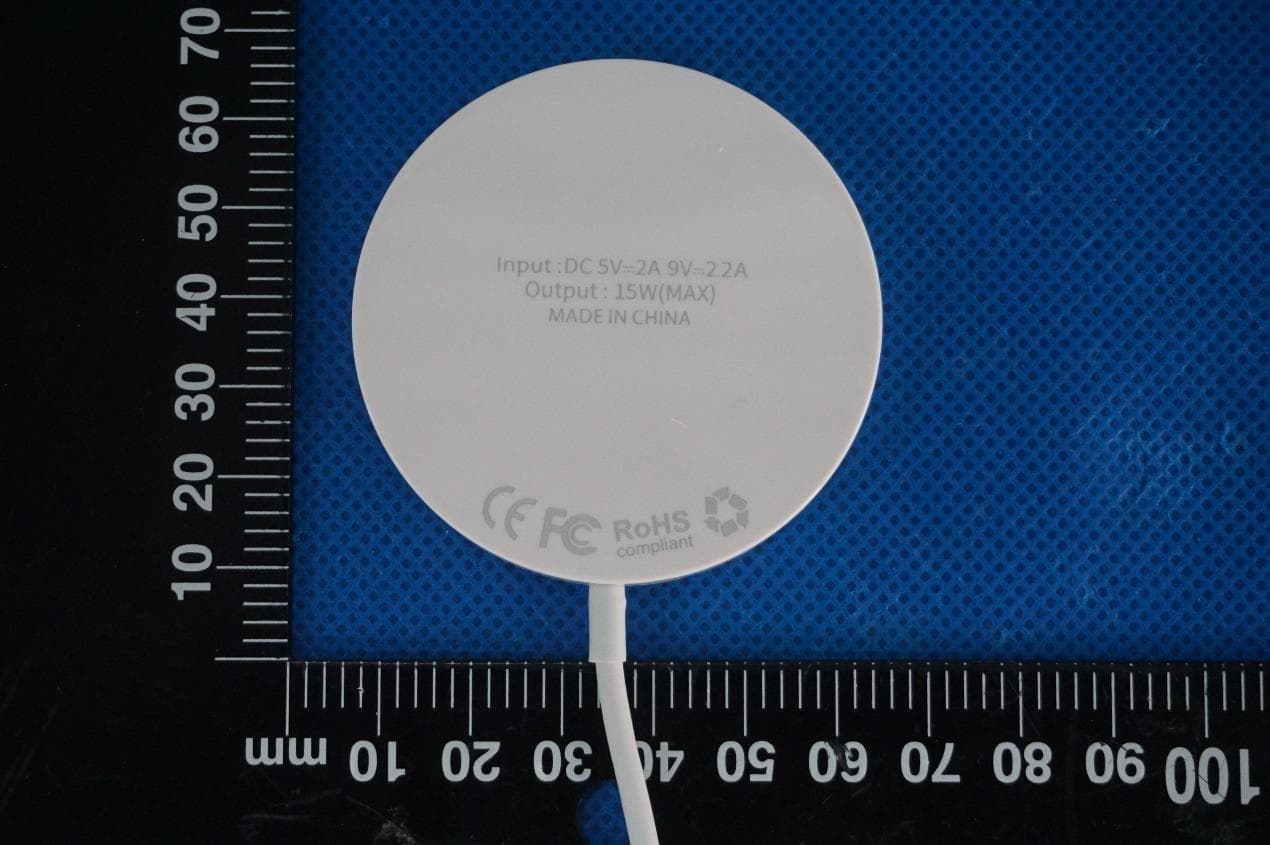 Magnetic Charger - FCC ID 2AVG2-AP12 - Shenzhen Shi Aiker Electronic Technology Co., Ltd. (2)
