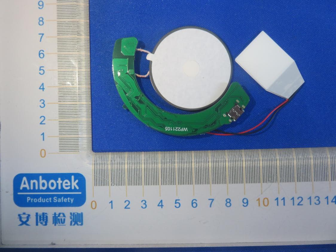 wireless charger - FCC ID 2AVG8-LAMXON15 - LAMXON TECHNOLOGY BUILDING MATERIALS CO., LTD. (1)