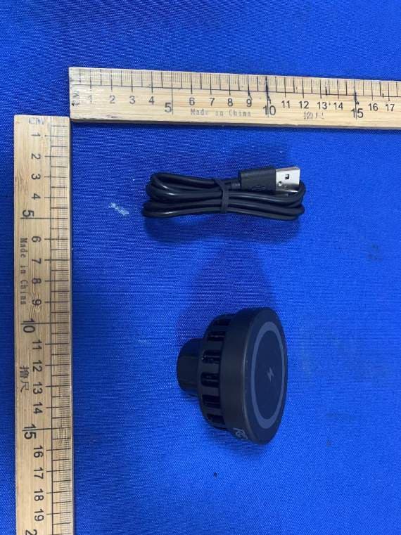 Cooling Magnetic Wireless Charger - FCC ID 2AVG9-TEC0X - Shenzhen Yostand Technology Co., Ltd. (2)