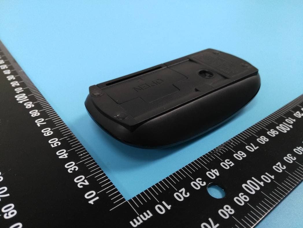 SLIM WIRELESS MOUSE - FCC ID 2AVGAMU21002 - W S Trading Limited (2)