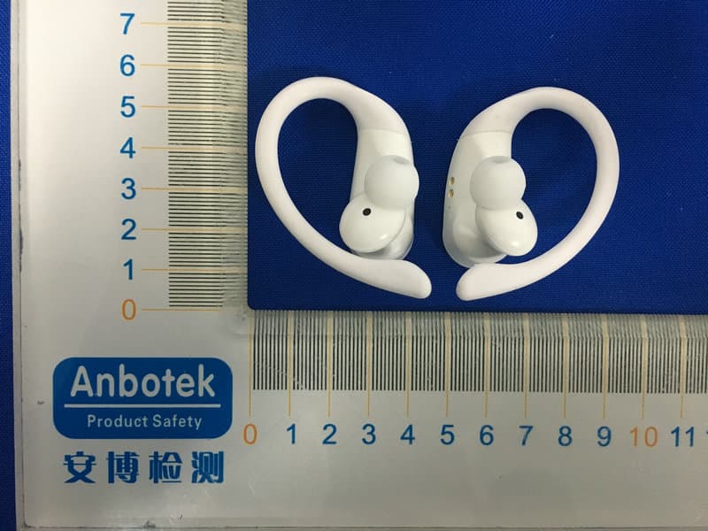 TWS earphone - FCC ID 2AVH7-POWERTOMS - Guangzhou Magic Sound Electronic Co., Ltd (2)