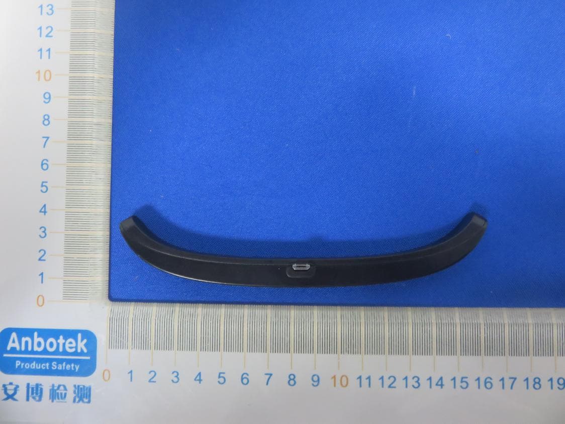 NOLO Headset Marker - FCC ID 2AVHA-CV1AIR - Beijing Lingyu century Information Technology Co., Ltd. (2)