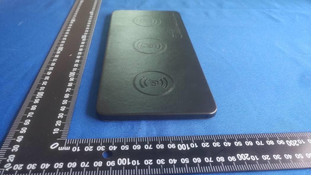 WIRELESS CHARGER - FCC ID 2AVI6-UT-16 - JE DEVELOPMENT GROUPLIMITED (4)