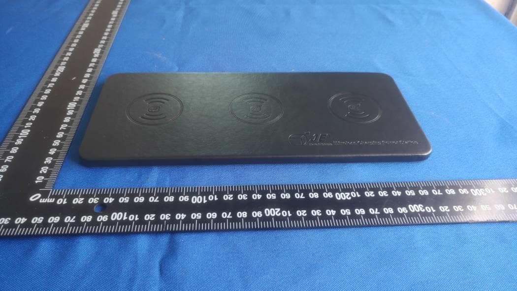 WIRELESS CHARGER - FCC ID 2AVI6-UT-16 - JE DEVELOPMENT GROUPLIMITED (2)