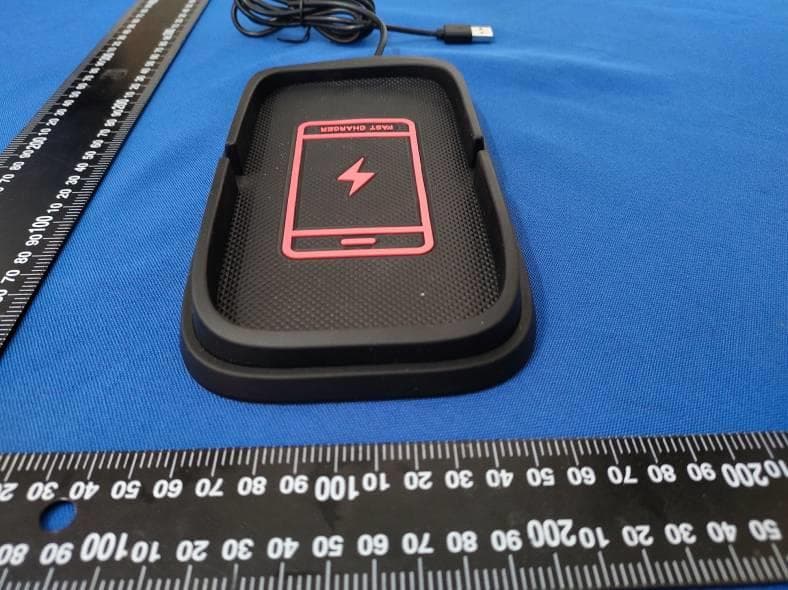 WIRELESS CHARGER - FCC ID 2AVI6-UT-19 - JE DEVELOPMENT GROUPLIMITED (5)