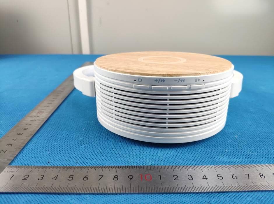 Wireless Charger+Desk lamp+Bluetooth speakers - FCC ID 2AVJX-F2 - SHENZHEN FLYSHINE TECHNOLOGY CO., LTD (4)
