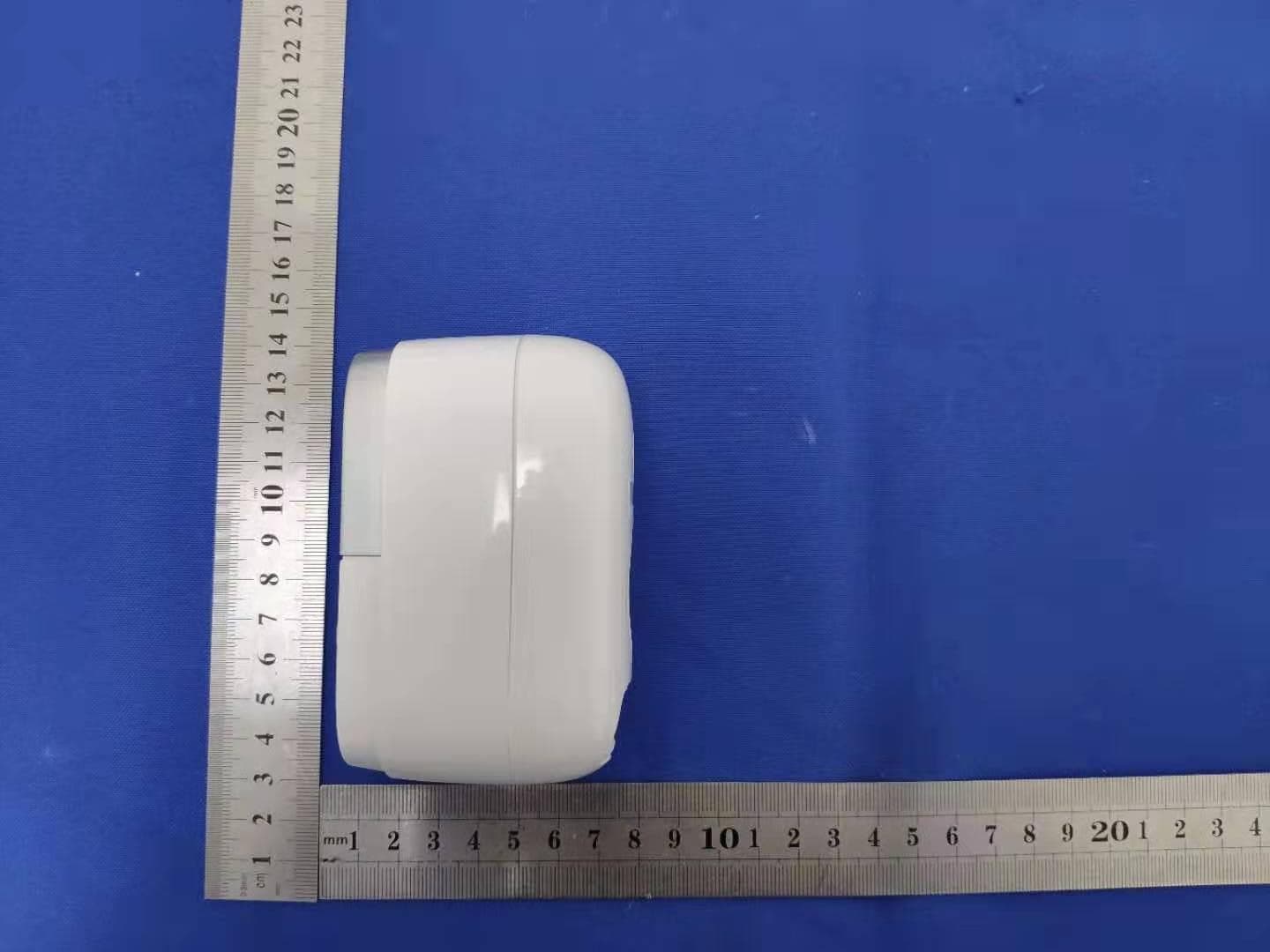 Battery camera - FCC ID 2AVKP-FV-A10 - SHENZHEN BOVISION TECHNOLOGY CO.,LTD. (4)