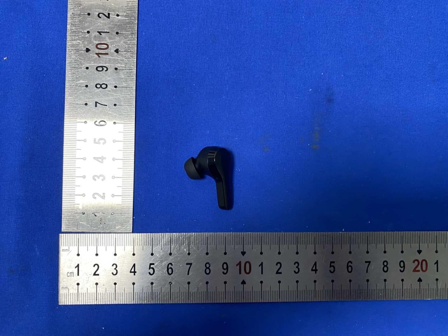 Wireless Earphone - FCC ID 2AVLI-EP030A - HONGKONG VIMAI TECHNOLOGY CO.,LIMITED (2)
