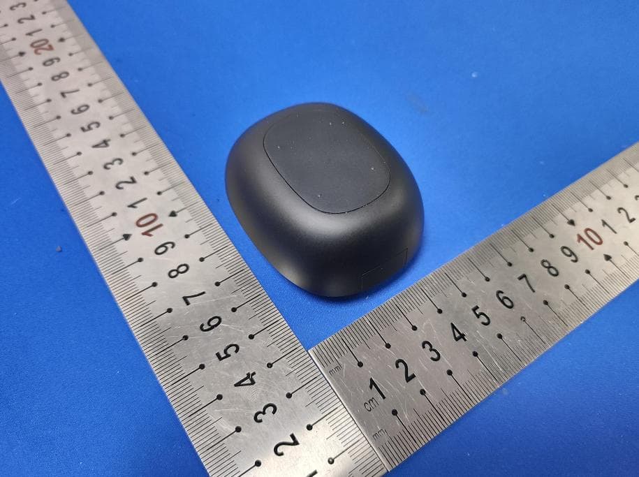 Earphone Charging Box - FCC ID 2AVLI-EP030B - HONGKONG VIMAI TECHNOLOGY CO.,LIMITED (4)