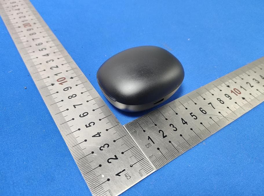Earphone Charging Box - FCC ID 2AVLI-EP030B - HONGKONG VIMAI TECHNOLOGY CO.,LIMITED (2)