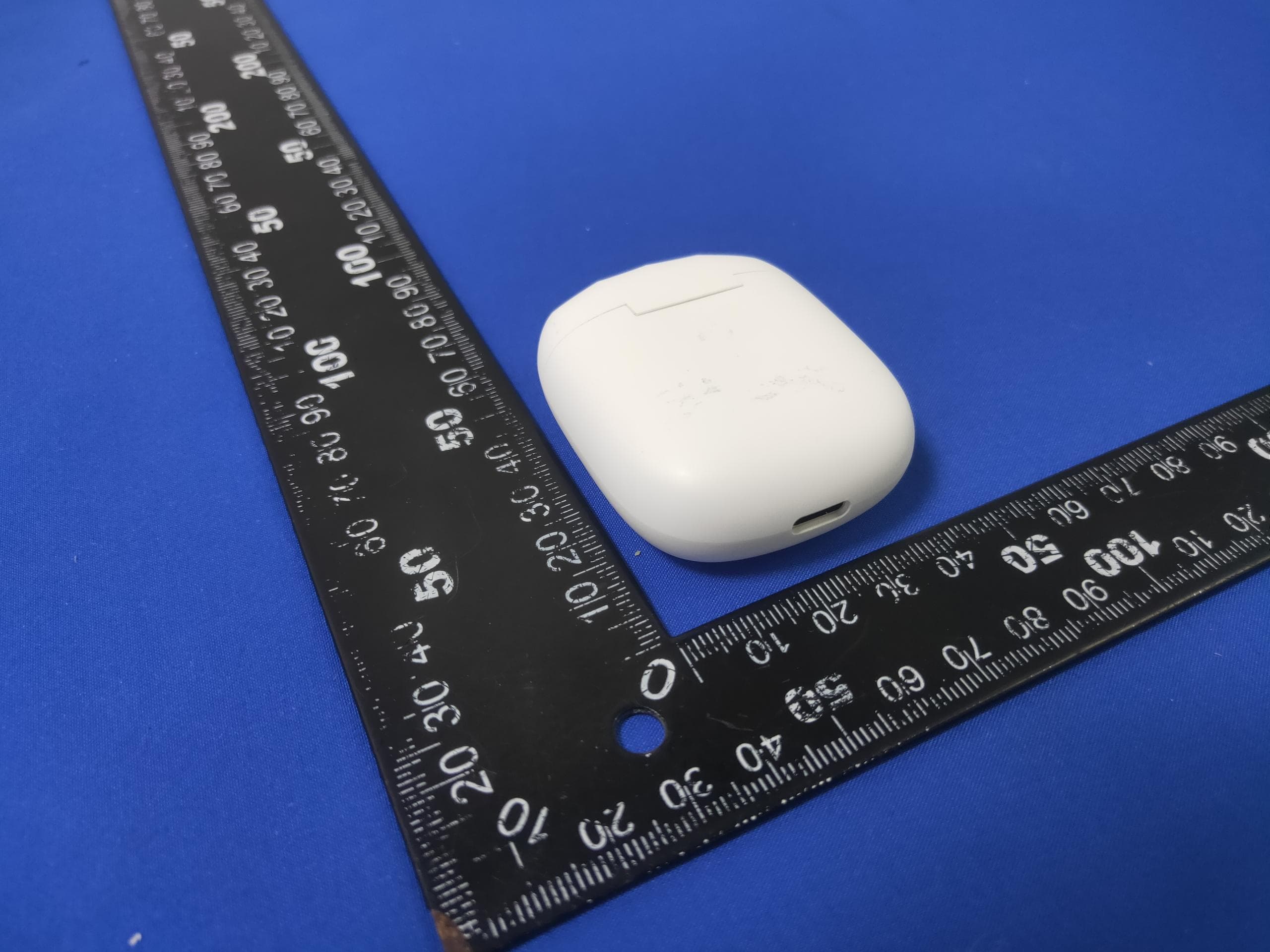 True wireless Earbuds - FCC ID 2AVLI-EP032B - HONGKONG VIMAI TECHNOLOGY CO.,LIMITED (3)