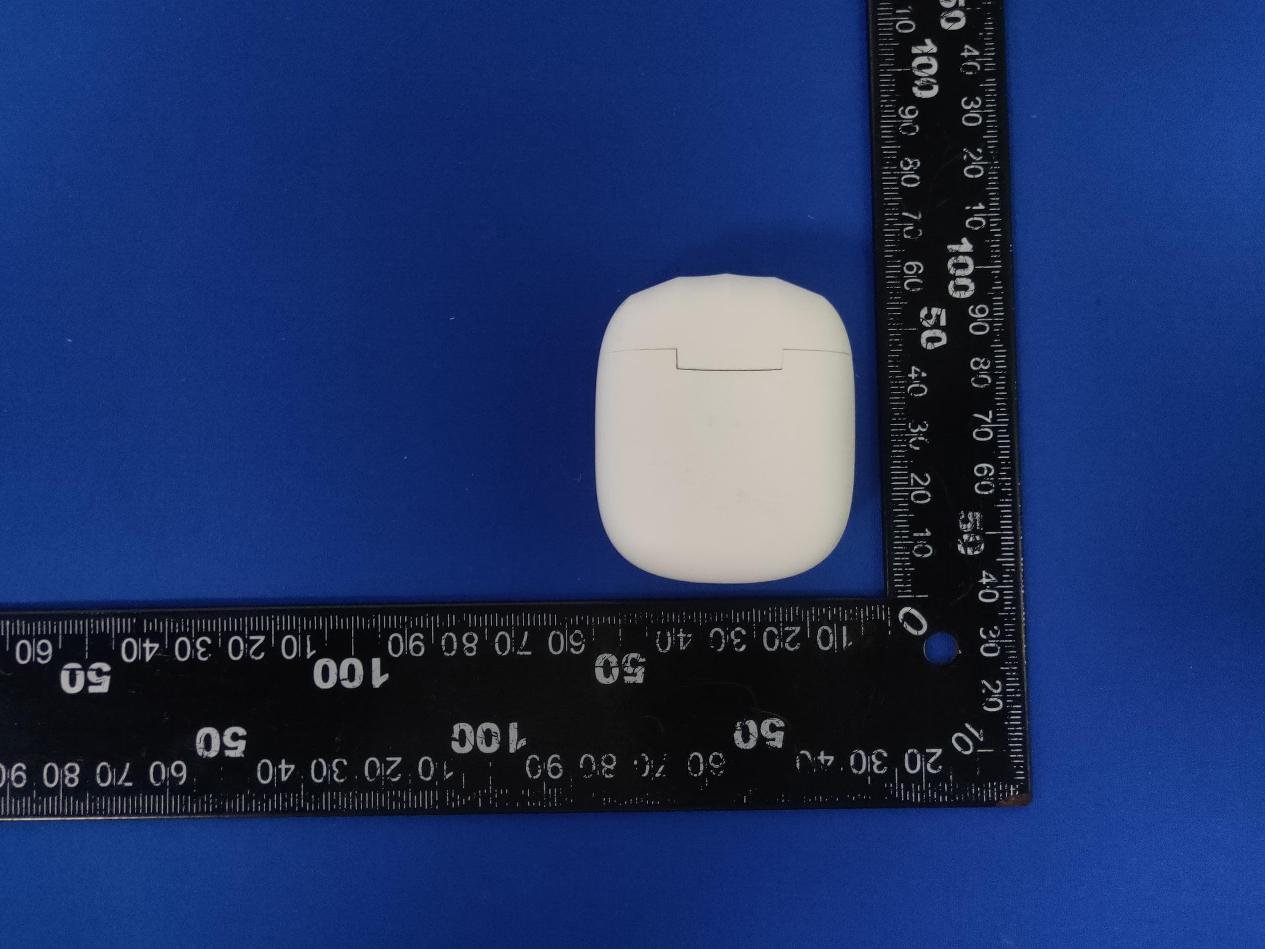 True wireless Earbuds - FCC ID 2AVLI-EP032B - HONGKONG VIMAI TECHNOLOGY CO.,LIMITED (2)