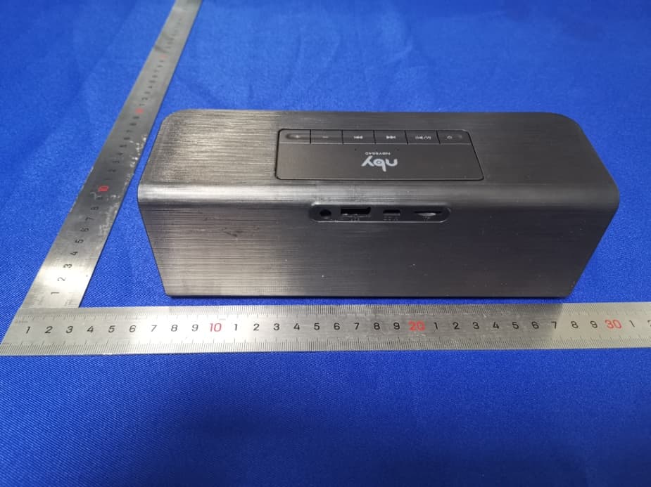 Bluetooth Speaker - FCC ID 2AVMA-NBY5540 - Dongguan Xianghe Xin Industrial Co., Ltd (2)