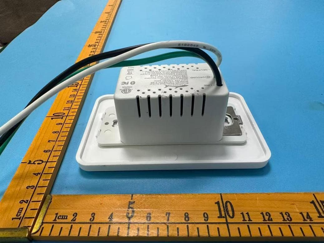 Bluetooth Smart Wall Socket - FCC ID 2AVMOUSB - NINGBO SHARKWARD ELECTRONICS CO.,LTD. (3)