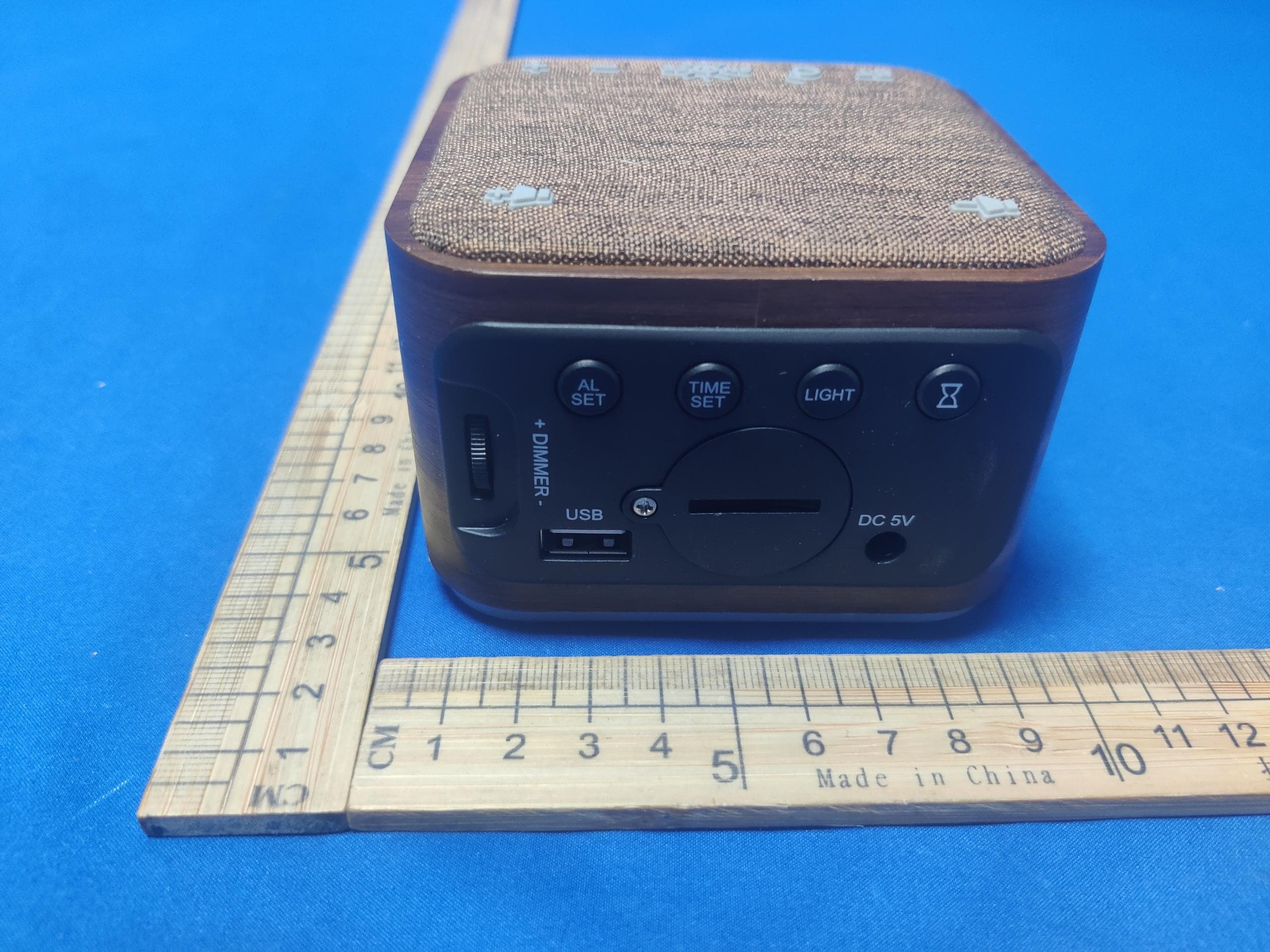 Alarm Clock Bluetooth Speaker - FCC ID 2AVMZ-MK288 - Dongguan Shunlang Electronics Co., Ltd (4)