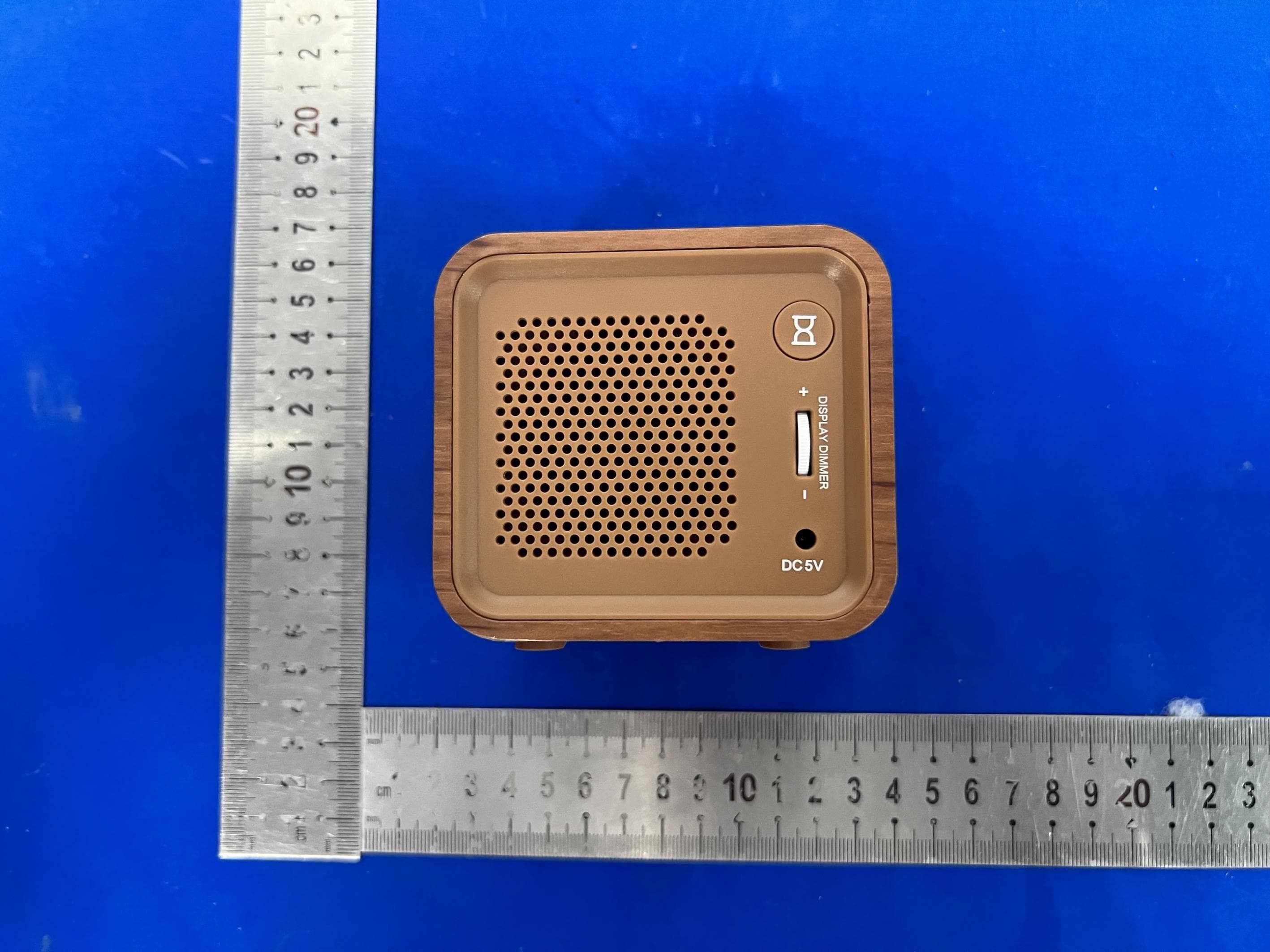 White Noise Machine with Alarm Clock - FCC ID 2AVMZ-TS1 - Dongguan Shunlang Electronics Co., Ltd (3)