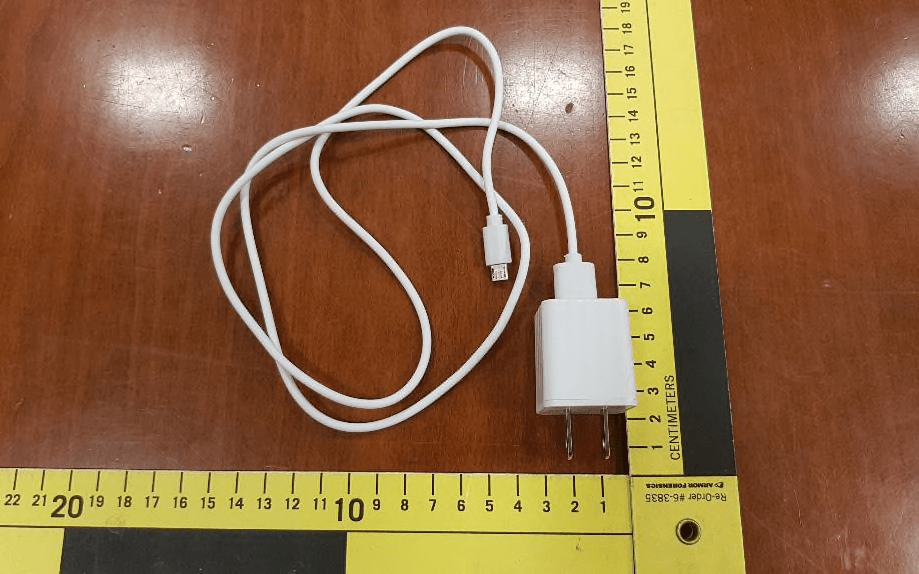 Portable Personal Lighting Device - FCC ID 2AVQC-NOMAD - Lucere Inc. (2)