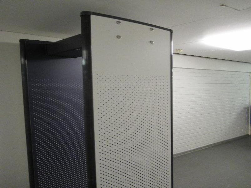 Metor 900M Walk-Through Metal Detector - FCC ID 2AVRB-METOR-900M - Rapiscan Systems (2)