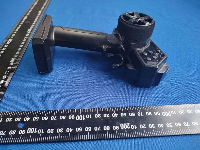 Remote control - FCC ID 2AVRN-KYLT02 - ZHUHAI KYMODEL HOBBY CO., LTD (4)