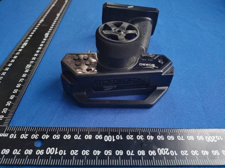 Remote control - FCC ID 2AVRN-KYLT02 - ZHUHAI KYMODEL HOBBY CO., LTD (5)