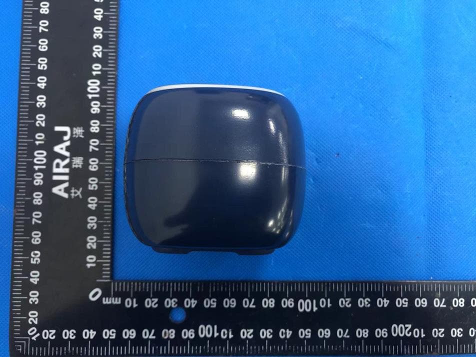 Mini Waterproof Pool Speaker - FCC ID 2AVRV100129878 - DP AUDIO VIDEO LLC (5)