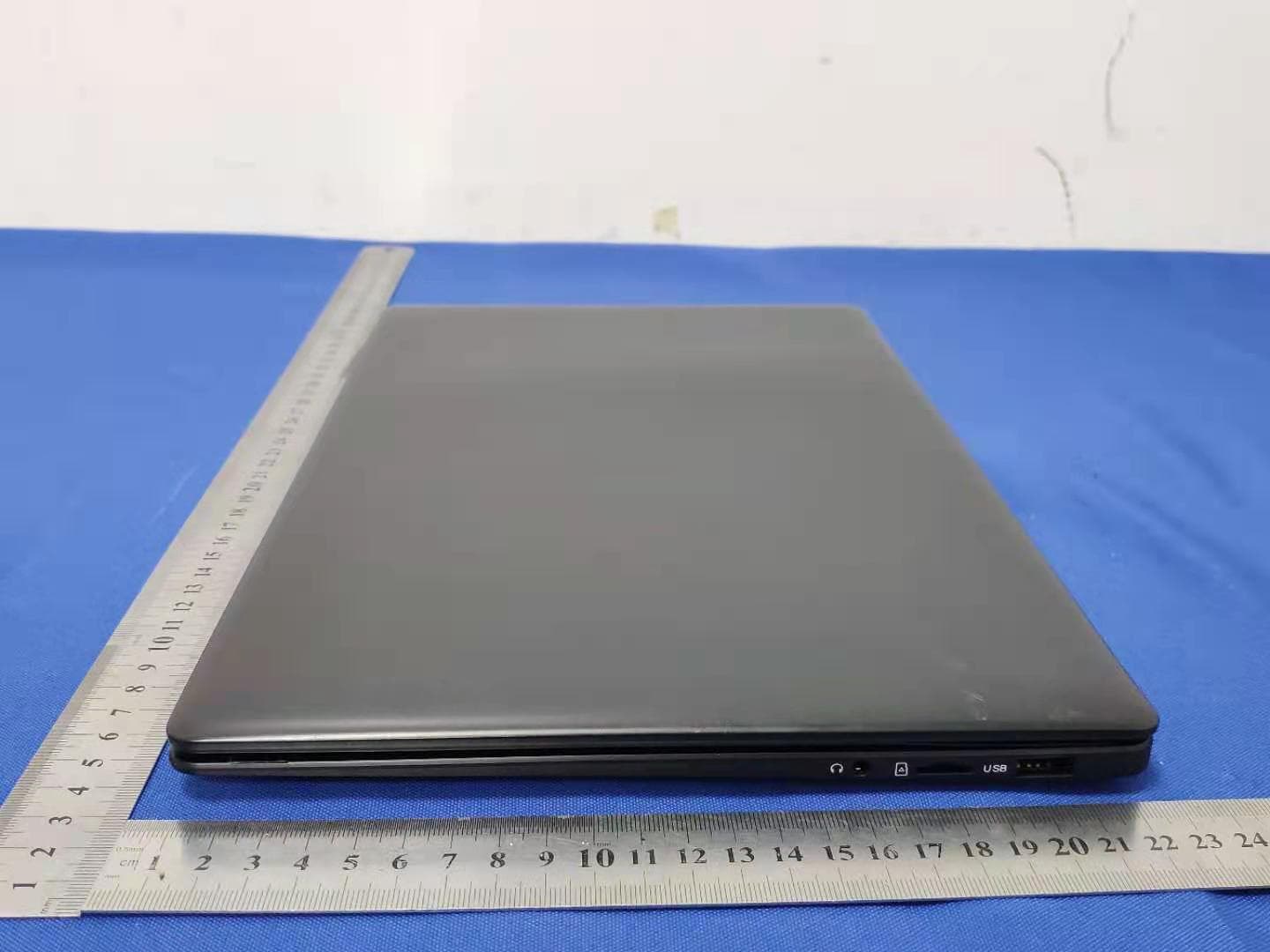 14 inch laptop - FCC ID 2AVRVCLT136401V2 - DP AUDIO VIDEO LLC (3)