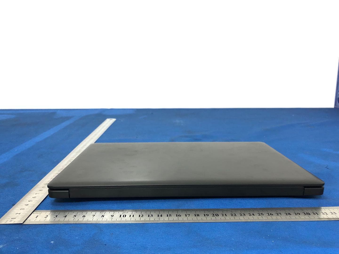 14.1 inch notebook - FCC ID 2AVRVCLT146401 - DP AUDIO VIDEO LLC (3)