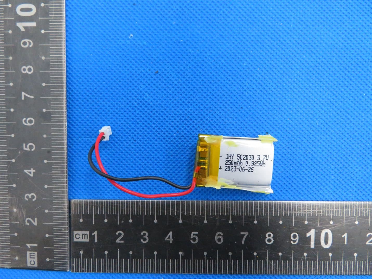 Wireless Microphone - FCC ID 2AVRVET2290M - DP AUDIO VIDEO LLC (5)