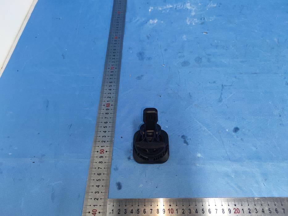 Wireless Car Charger - FCC ID 2AVSB-IC-90CSQ - Shenzhen Mgctech Co.,Ltd.