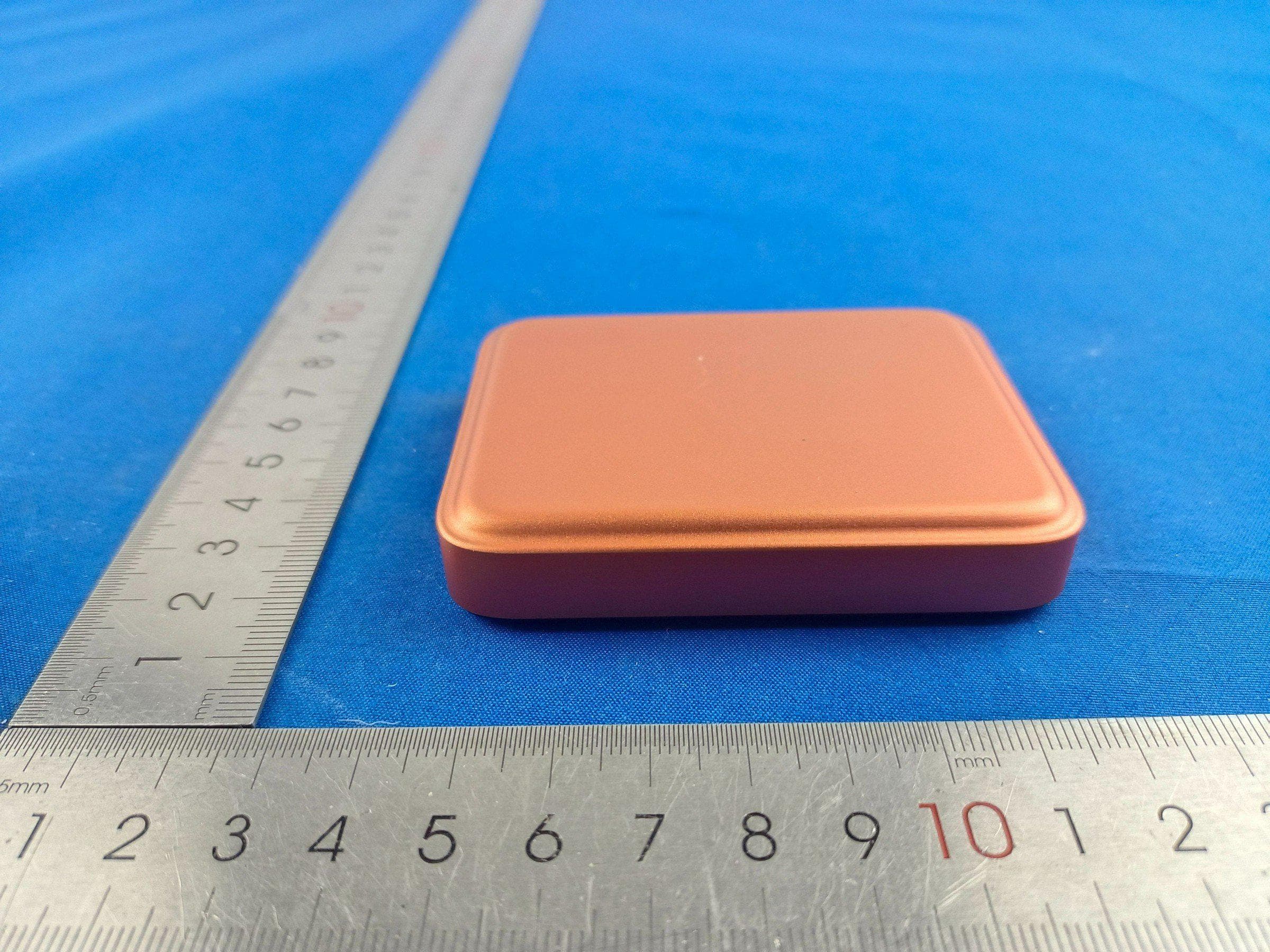 Wireless Power Bank - FCC ID 2AVSB-P50 - Shenzhen Mgctech Co.,Ltd. (2)