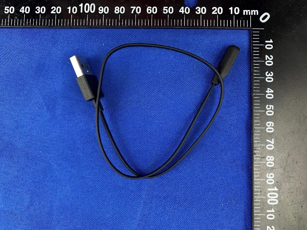 AirGo 3 - FCC ID 2AVSDTPM-S003 - SOLOS Technology Limited