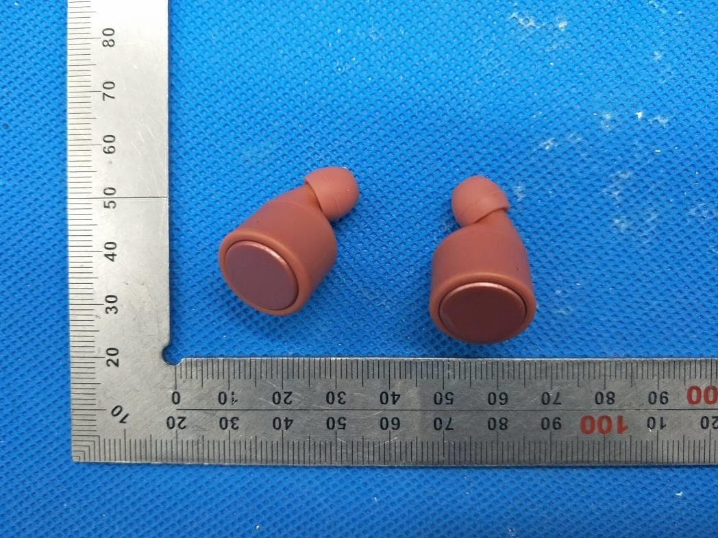 True Wireless Earbuds - FCC ID 2AVTM-TT2107 - TT Innovation Technology (HK) Co., Ltd. (3)