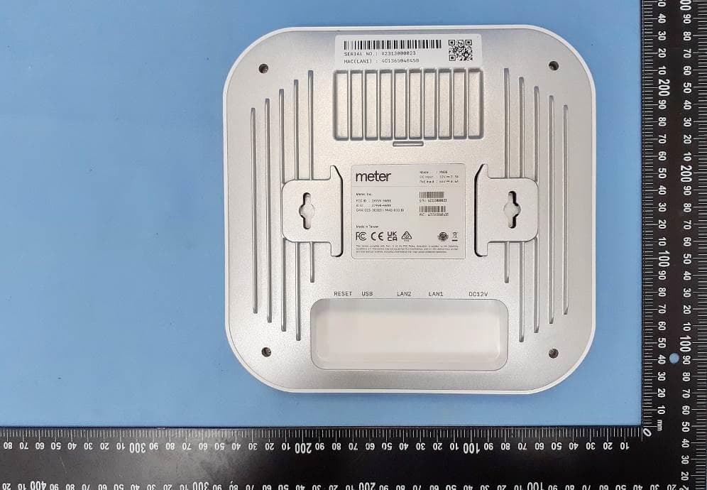Meter wireless access point with WiFi and Bluetooth - FCC ID 2AVVV-MW08 - Meter Inc