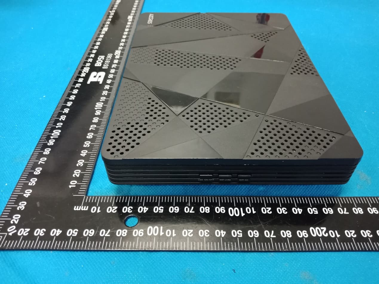 10G ONT - FCC ID 2AVWB-WAG-0F2W - Bowei Technology Co., Ltd (4)