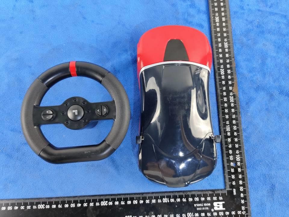 Toy RC Italia Racer 1 16 Sport Real Drive - FCC ID 2AVX815724GRX - Shantou  Jingshuo Toys Co., Ltd. (3)