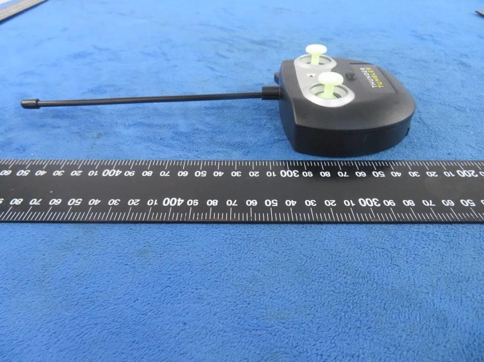 Toy RC Monster Spinning Car - FCC ID 2AVX8FC09549 - Shantou  Jingshuo Toys Co., Ltd. (4)