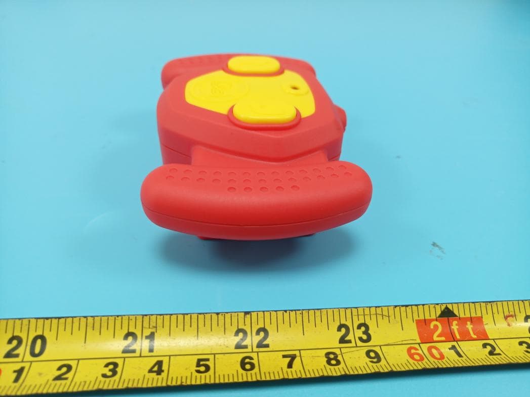 Preschool RC VEHICLE (Controller) - FCC ID 2AVYA-KC24G20 - Speed Well International Industrial Ltd. (3)