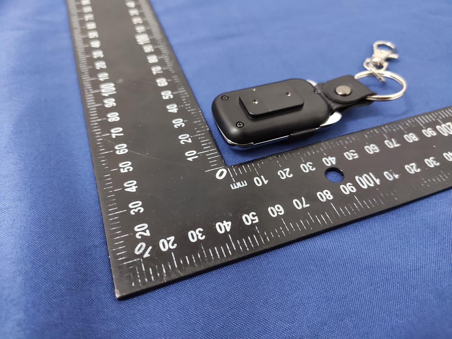 TRV SINGLE CHANNEL WIRELESS REMOTE - FCC ID 2AVYD1292701 - FOSHAN SANMAK LIGHTING CO.,LTD (4)