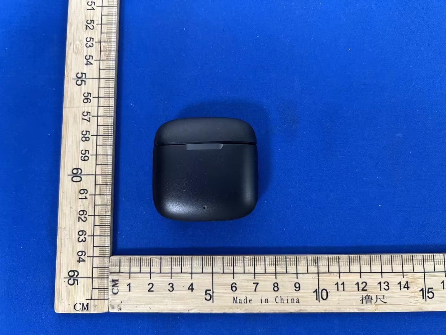 True Wireless Earphone - FCC ID 2AVYG-ZIP19 - Yibai Science & Technology (Shenzhen) Co., Ltd. (5)