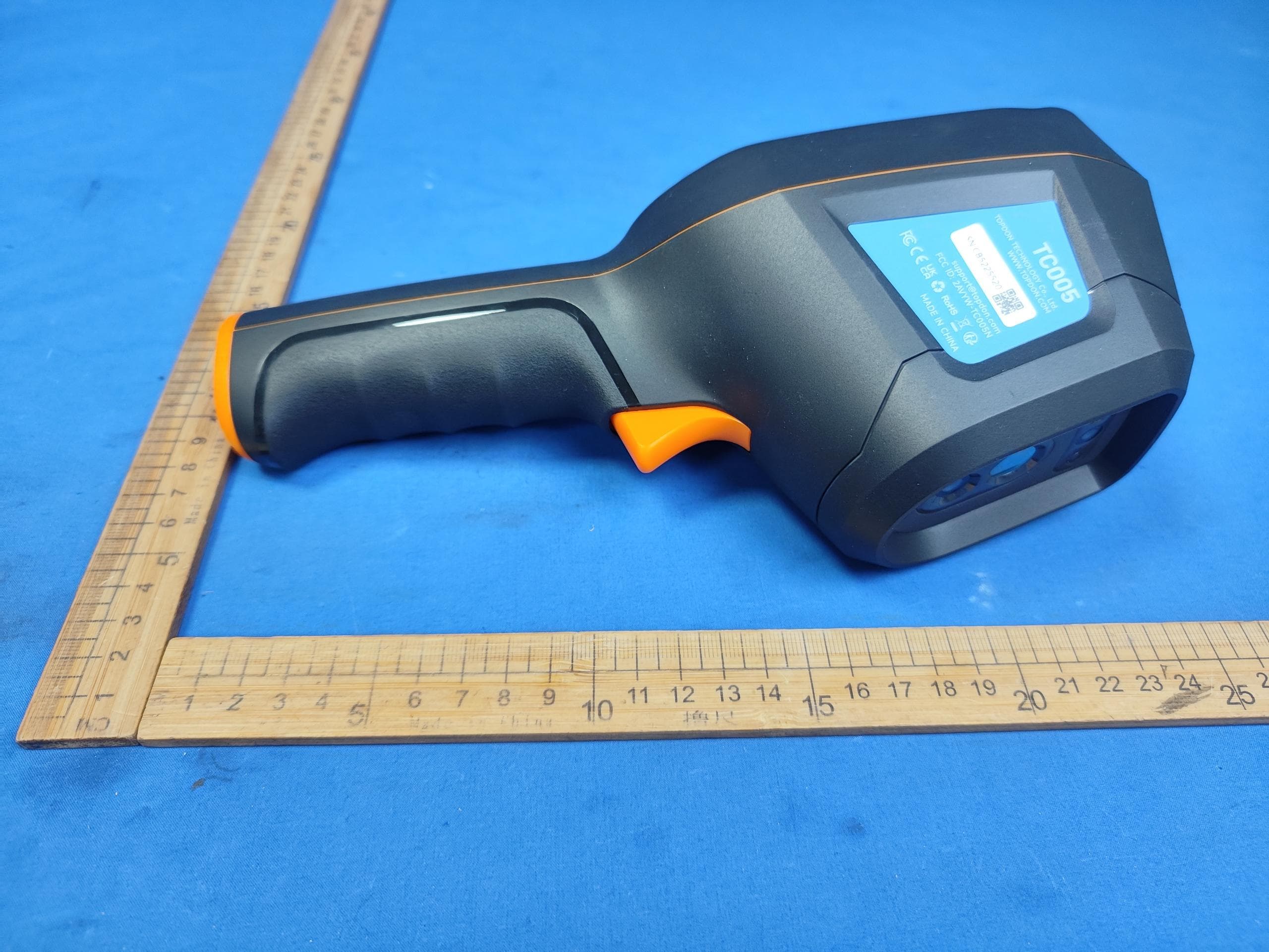 Handheld Thermal lmaging Camera - FCC ID 2AVYW-TC005N - TOPDON TECHNOLOGY Co., Ltd. (2)